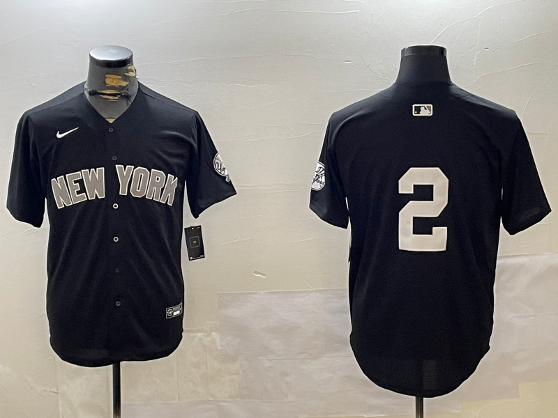 Men's New York Yankees Derek Jeter #2 Black Game Jersey1 baseball jersey product view 1