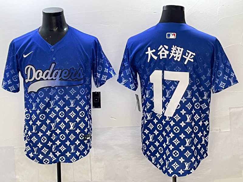 Men's Los Angeles Dodgers Shohei Ohtani #17 Royal Alternate Player Game Jersey baseball jersey product view 1