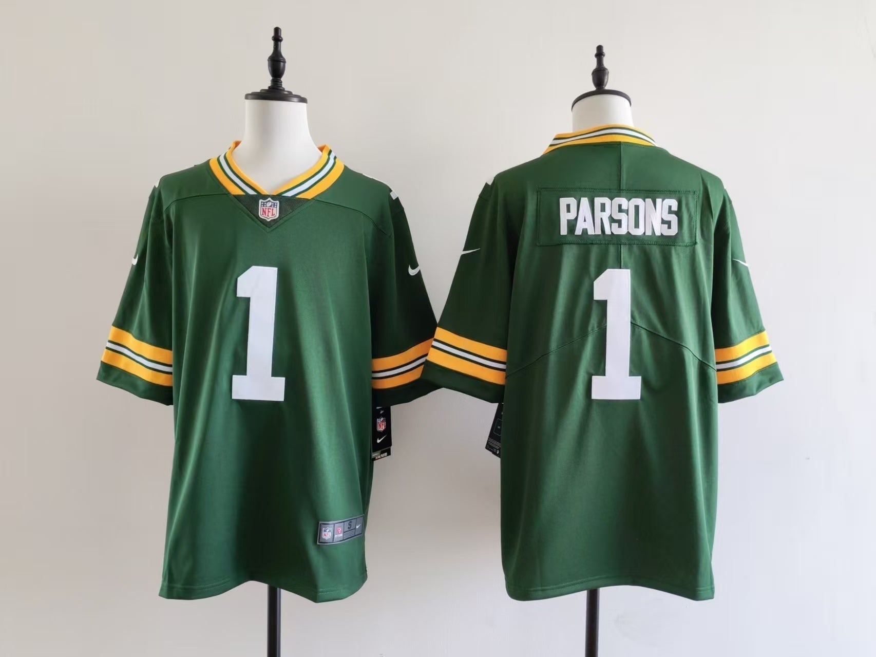 Men's Green Bay Packers Micah Parsons Nike Jersey - Green football jersey product view 1