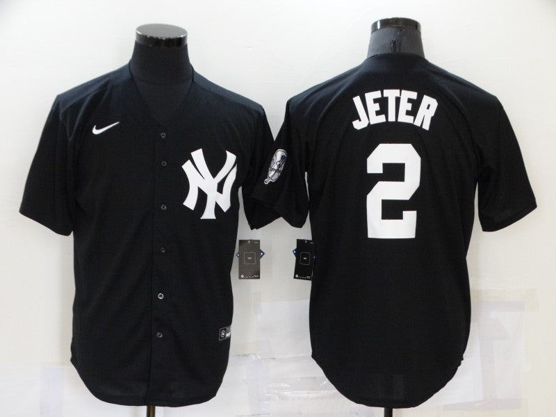 Men's New York Yankees Derek Jeter #2 Black Replica Baseball Jersey1 baseball jersey product view 1