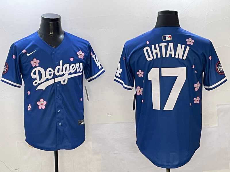 Men's Los Angeles Dodgers Shohei Ohtani #17 Royal Alternate Replica Player Jersey1 baseball jersey product view 1