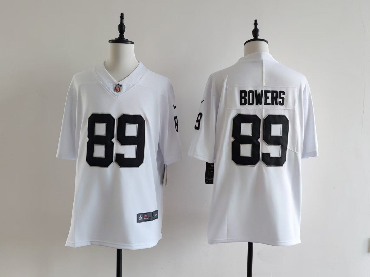 Men's Oakland Raiders Brock Bowers Nike Jersey - White football jersey product view 1