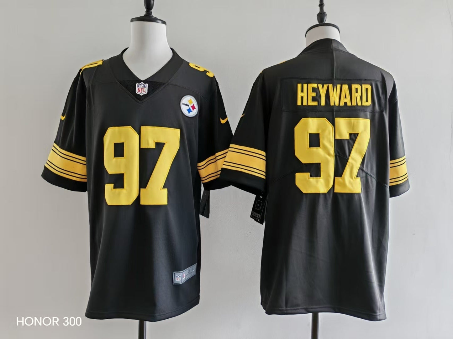 Men's Pittsburgh Steelers Cam Heyward Nike Jersey - Black-yellow numbers football jersey product view 1