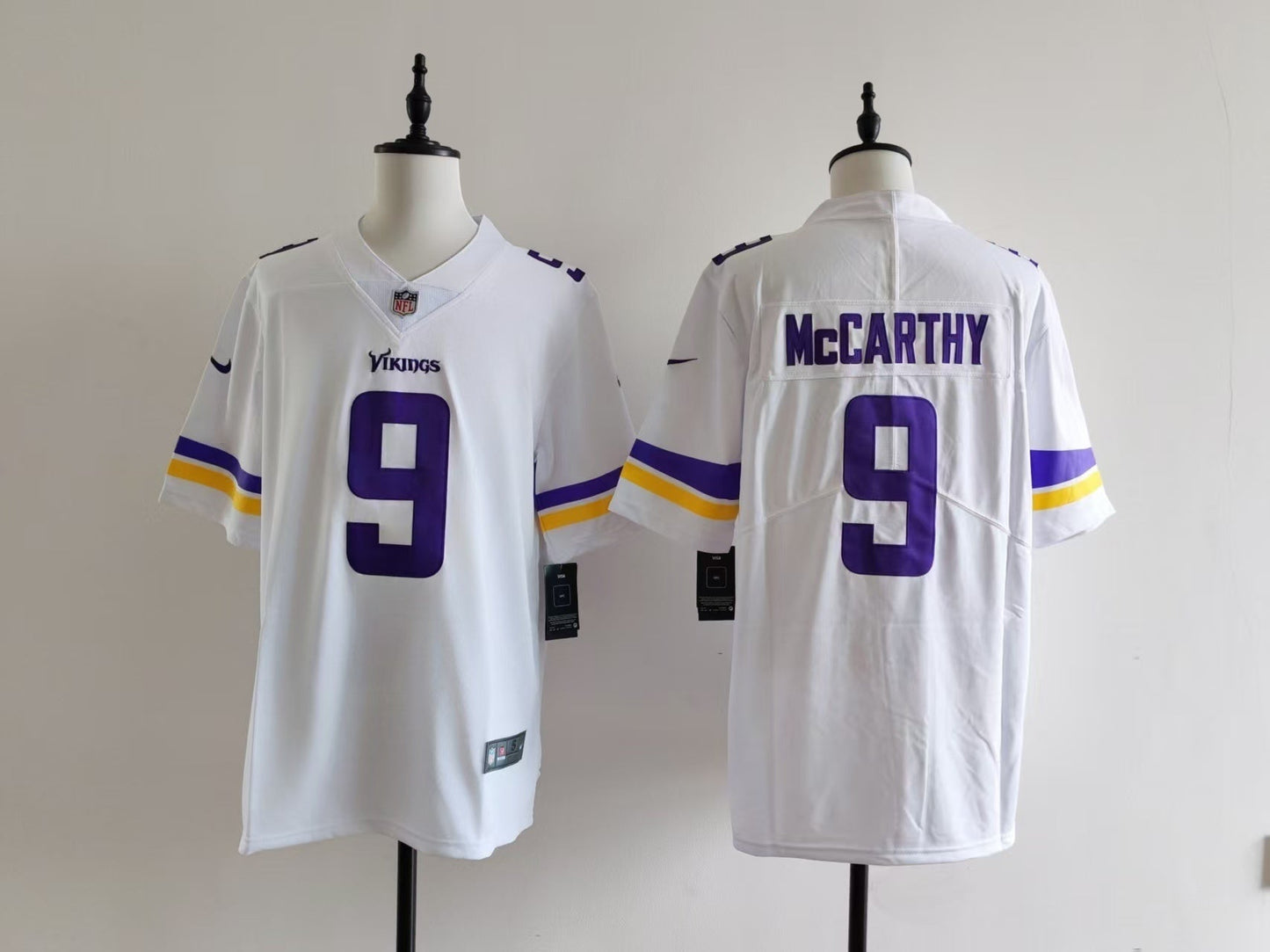 Men's Minnesota Vikings J.J. McCarthy Nike Jersey - White#9 football jersey product view 1