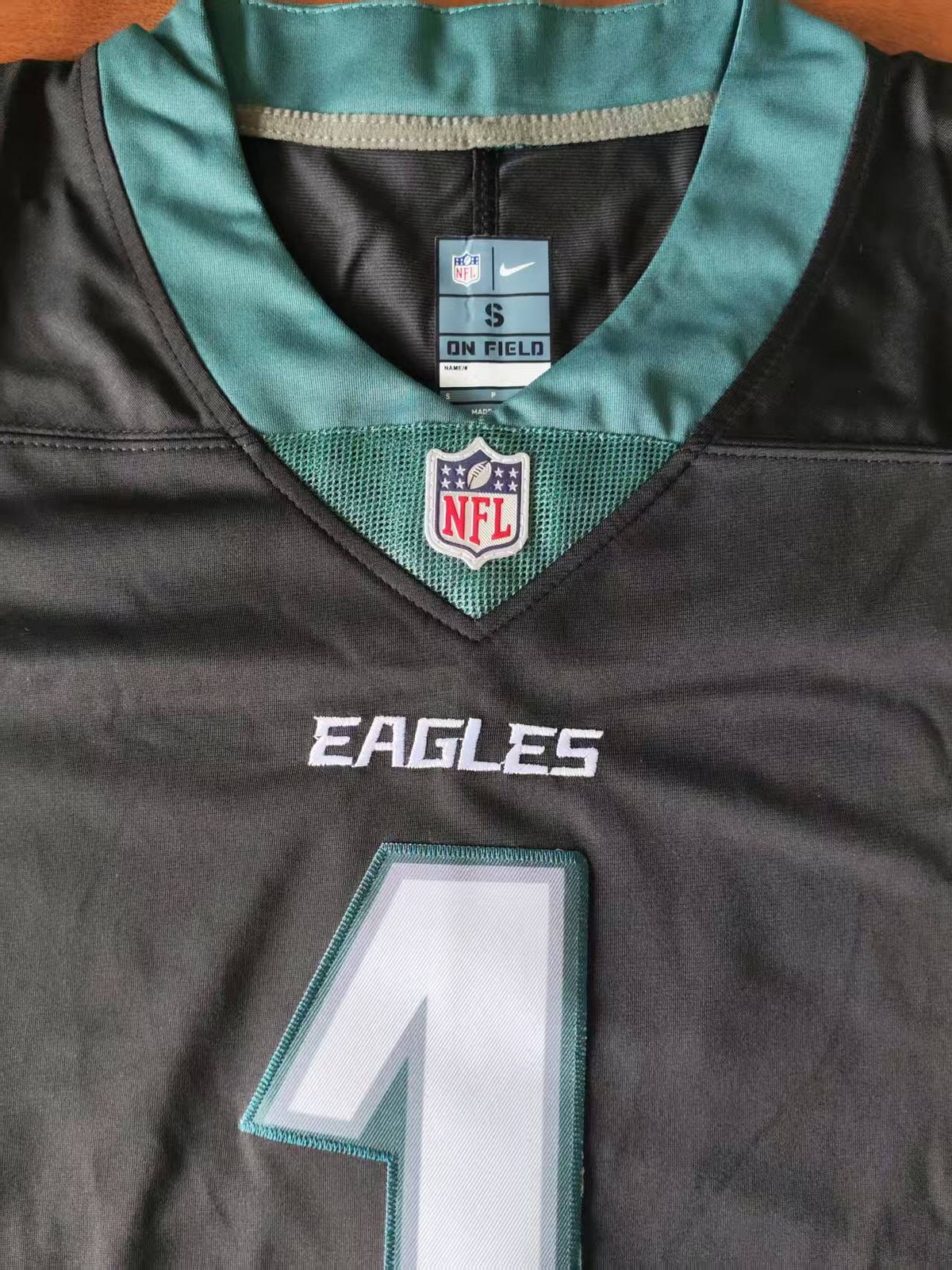 Men's Philadelphia Eagles Jalen Hurts Nike Jersey-Black football jersey product view 2