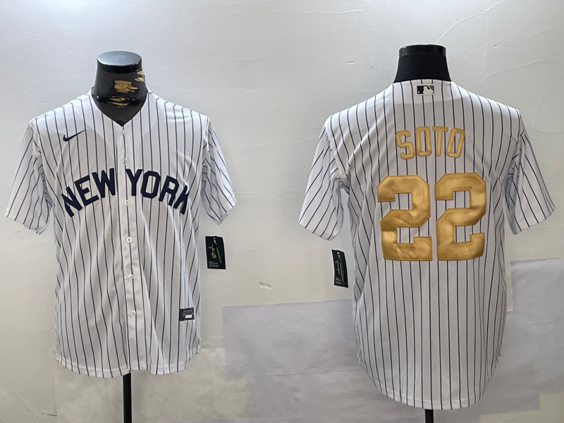 Men's New York Yankees Juan Soto #22 White Game Player Jersey1 baseball jersey product view 1