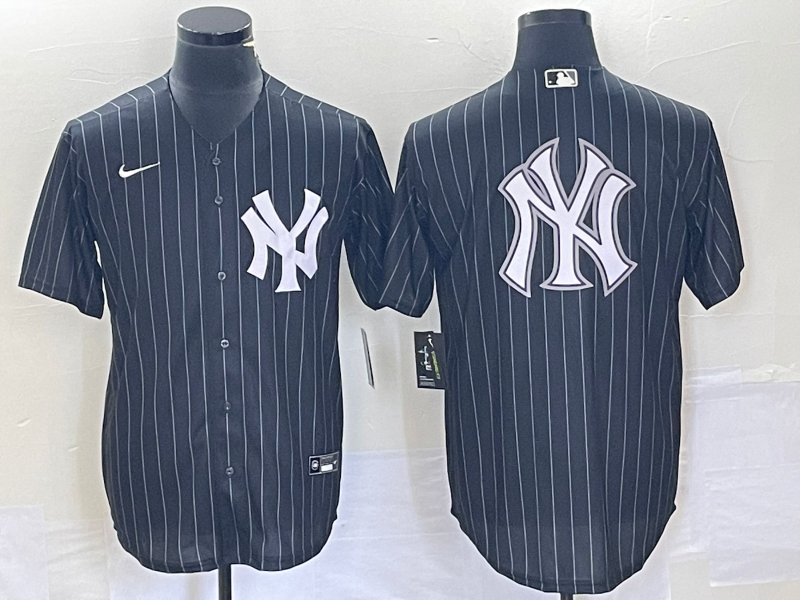 Men's New York Yankees Black Alternate Game Jersey1 baseball jersey product view 1