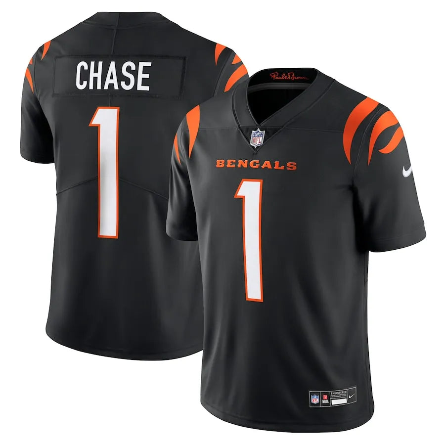 Ja'Marr Chase Cincinnati Bengals Jersey - Black football jersey product view 1